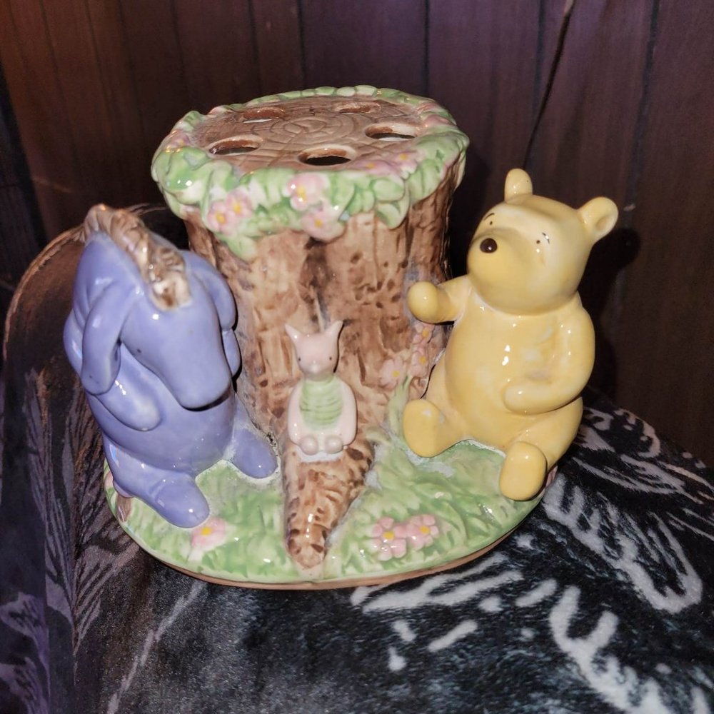 DISNEY TOOTHBRISH HOLDER